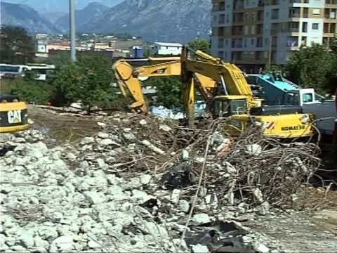 BULEVARDI I TIRANES DERI TANI ASNJE FIRME E KONTRAKTUAR PER PUNIMET LAJM