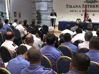 MINISTRI SAIMIR TAHIRI KERKON LUFTE PA KOMPROMIS KUNDER KRIMIT
