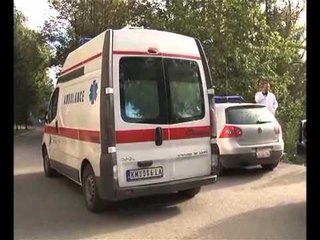 BANDA ME 5 ANETARE GAZETA SERBE "BLIC" NJEH VRASESIT E DOGANIERIT TE EULEX LAJM