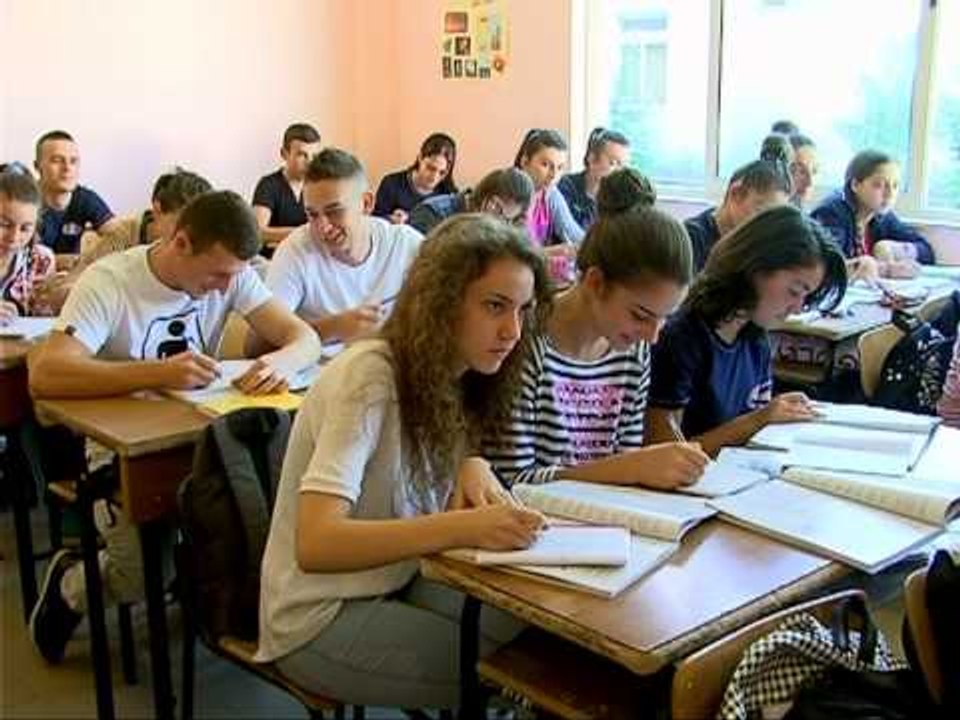 SHKOLLAT PA KUSHTE NXENESIT VUAJNE MJERIMIN NE...