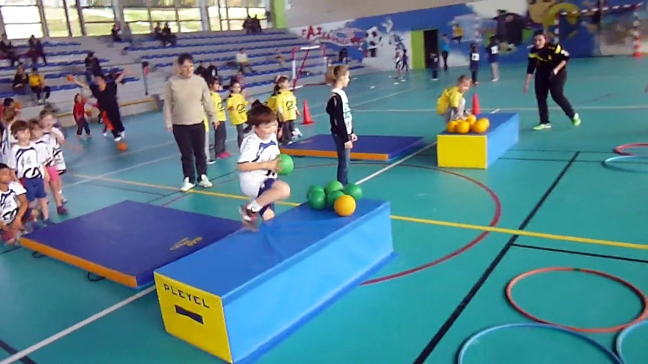 Tournoi Mini Hand à Saugues (21/11/2015)