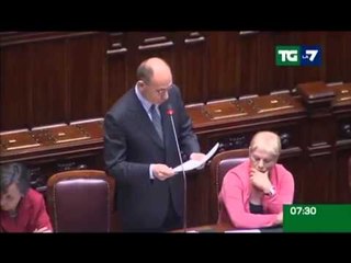 ITALIA NE KRIZE TERHIQEN MINISTRAT E BERLUSKONIT VENDI DREJT ZGJEDHJEVE LAJM