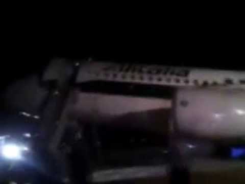 ULJE EMERGJENTE AVIONI ULET ME NJE RROTE NE PISTEN E ROMES NUK KA TE PLAGOSUR LAJM