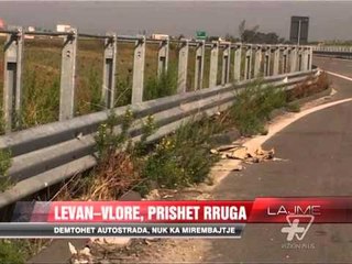 Dëmtohet autostrada Levan--Vlorë, nuk ka mirëmbajtje - News, Lajme - Vizion Plus