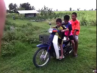 Bike Fails - Try To Be Valentino Rossi