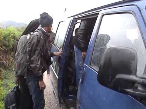 PERSERI KLANDESTINE KAPEN 14 AFRIKANE NE PLAZHIN E DIVJAKES PRISNIN GOMONEN LAJM