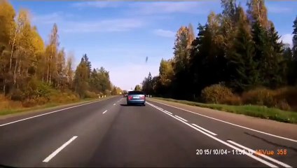 Toujours regarder dans l'angle mort avant de dépasser....