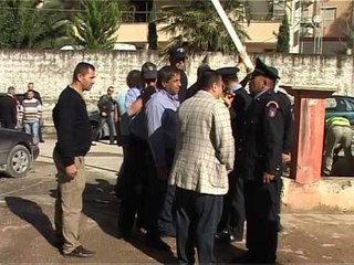 LIROHEN HAPESIRAT PUBLIKE HIQEN PENGESAT E VENDOSURA PRANE KONSULLATES ISLANDEZE LAJM