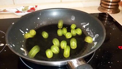 Hydrogel Beads in a Frying Pan