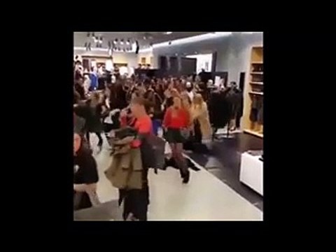 vous aussi vous êtes comme ça pendant les soldes histérie 2015