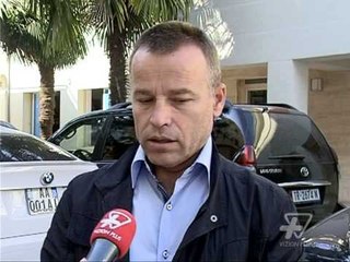 Rreziku nga makinat me timon anglez - News, Lajme - Vizion Plus