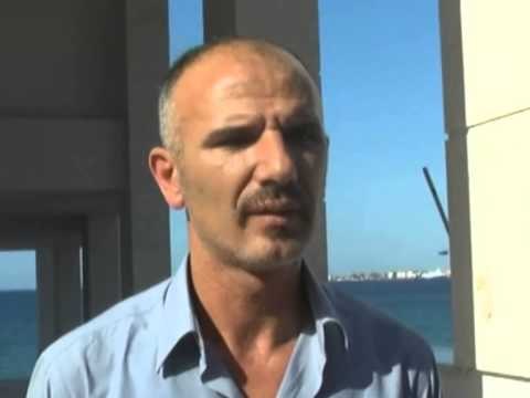 BLLOKIMI I PALLATIT ME LEJE VLORE,BANORET KERKOJNE TE FUTEN NE SHTEPITE E TYRE LAJM