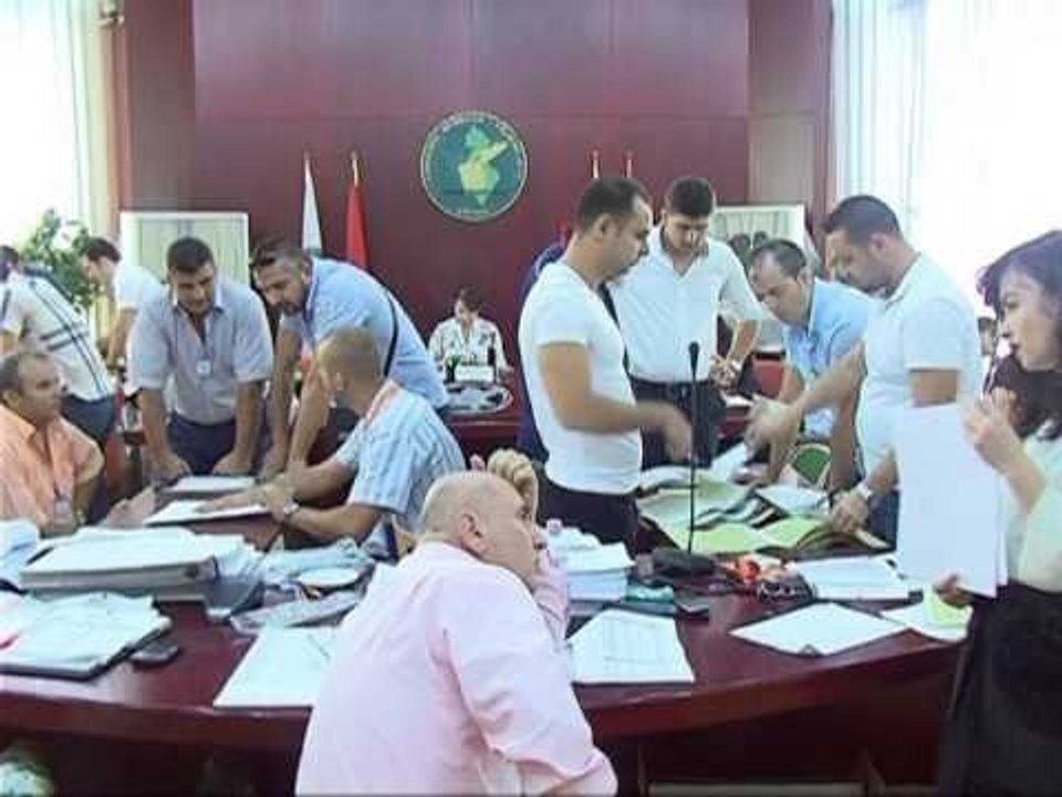 "BLERJA E VOTES" NEN HETIM PD KERKON PERSERITJEN E ZGJEDHJEVE NE BASHKINE E KORÇES LAJM