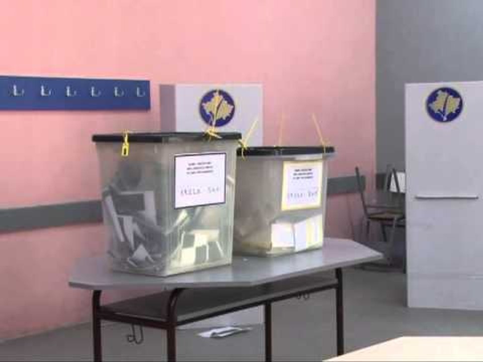 IDENTIFIKOHEN EKSTREMISTET ZBULOHEN SERBET QE PRISHEN ZGJEDHJET NE MITROVICE LAJM