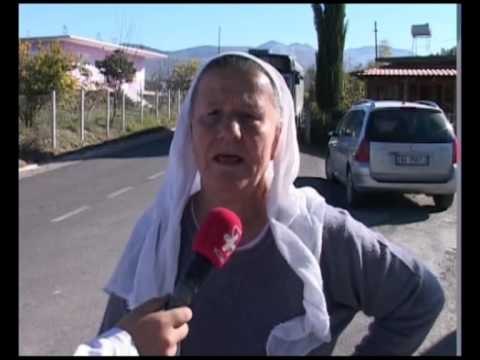 REFUZOHEN ARMET KIMIKE ELBASAN,BANORET E MJEKESIT PROTESTE KUNDER DEMONTIMIT LAJM