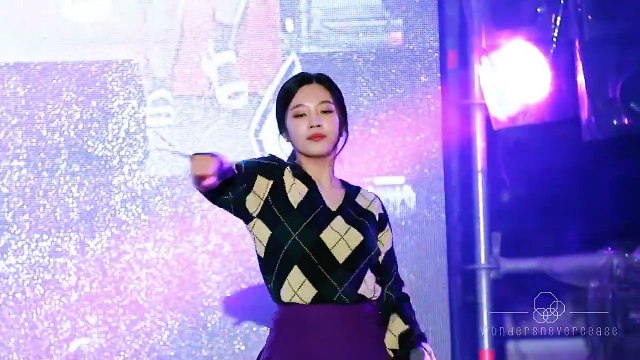 151024 러시아문화페스티벌 Huff n Puff 레드벨벳 조이 (Redvelvet Joy)