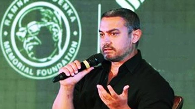 Bollywood Reacts To Aamir Khan's SHOCKING Comment On INTOLERANCE