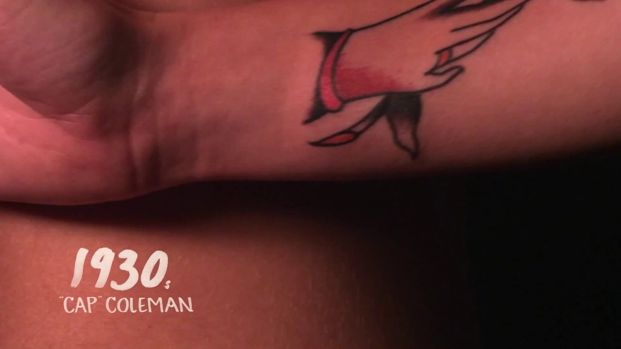 Woman gets 11 Tatoos in 1 week from differents Artists Styles