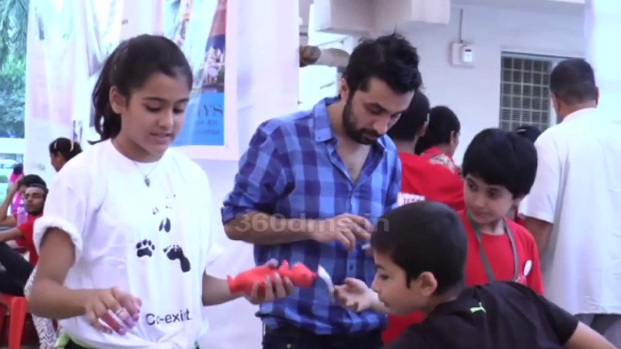 Jackie Bhagnani And Siddhant Kapoor At Pet Adoption2015