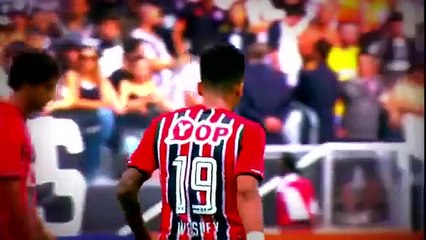 Fenerbahçe'nin eski yıldızları şov yaptı!