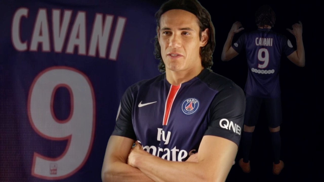 Edinson Cavani and his jersey