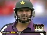 Afridi Hits three Sixes in a row