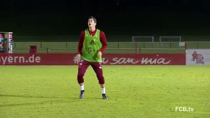 Lewandowski volta a dar espetáculo nos treinos