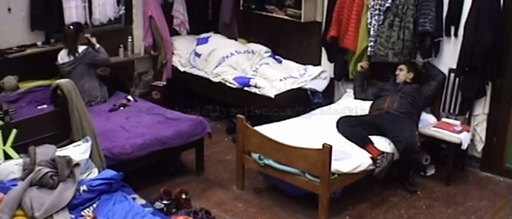 Farma 6 | Kiki: ''Semir te bas voli u p*cku materinu!'' [24. 11. 2015.]