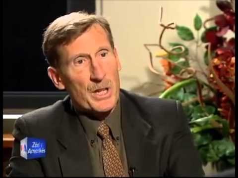 EKSPERTI AMERIKAN INTERVISTE E VOA ME EKSPERTIN DUELFER PER ARMET KIMIKE LAJM