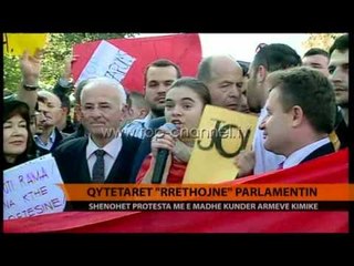 Qytetarët "rrethojnë" Parlamentin - Top Channel Albania - News - Lajme