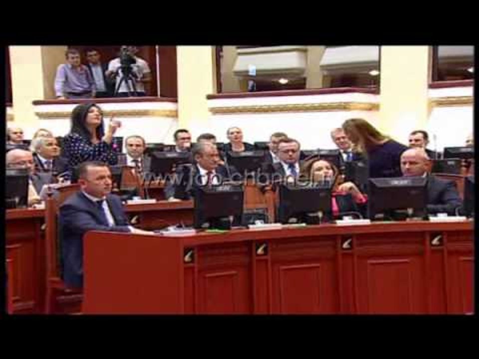 Armët kimike, debat në Kuvend - Top Channel Albania - News - Lajme