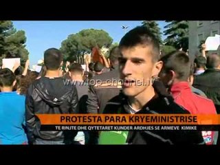Protesta para Kryeministrisë - Top Channel Albania - News - Lajme
