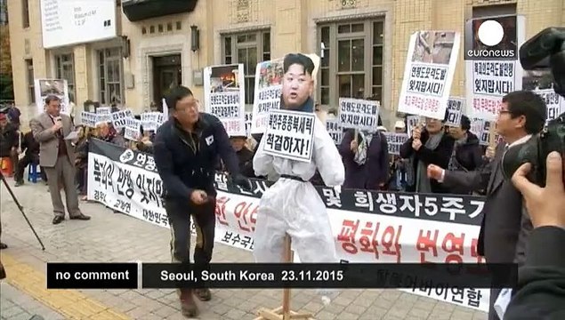 North Korea protesters beat effigy of Kim Yong-un