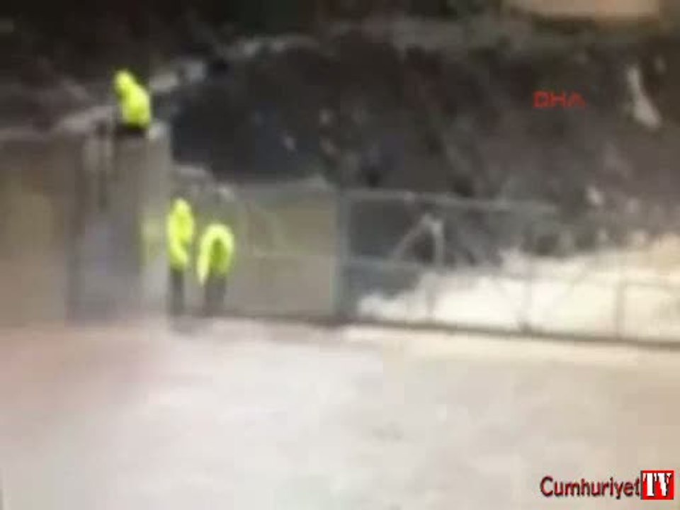 Sel sularına kapılarak can verdi...