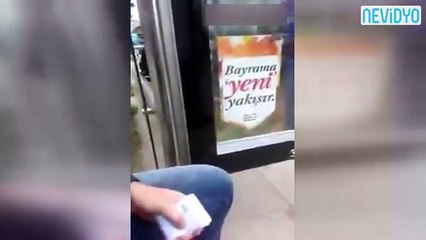 İddiadan Kazandığı 500 Tl Parayı Haram Diye Sokakta Saçan Trabzonlu