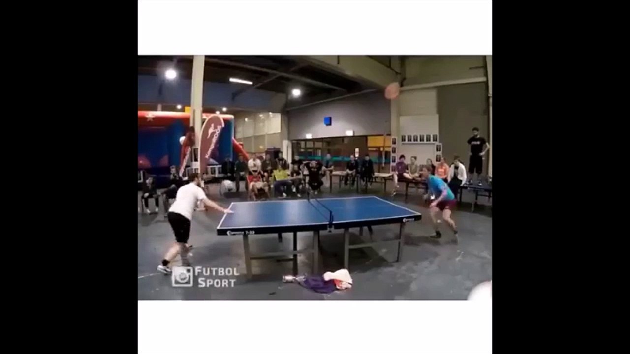 Head pong... So incredible sport!