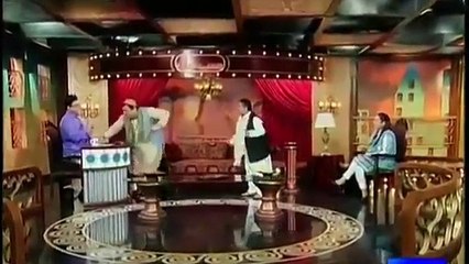 Azizi as Political Worker with  Leader  Hasb e Haal