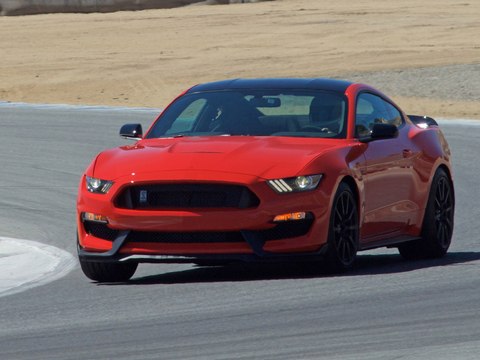 Essai Shelby GT 350R Mustang 2015