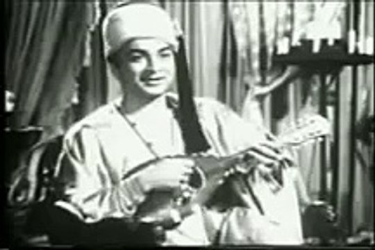BECHAIN NAZAR BETAAB JIGAR - TALAT_144p.mp4