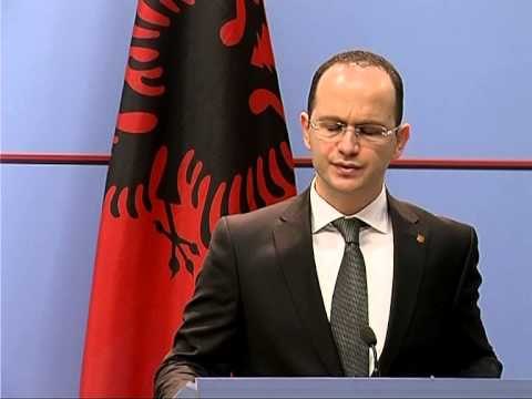 STATUSI I KANDIDATIT MINISTRI JASHTEM BUSHATI KONFIRMON SKEPTICIZMIN E HOLANDES LAJM