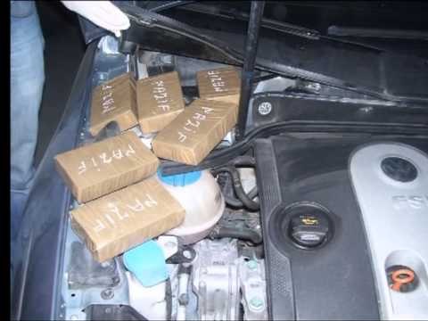 ARRESTOHET NJE GRUA POLICIA I GJEN NE ÇANTE 0 5 KG HEROINE NE PIKEN E KAKAVIJES LAJM