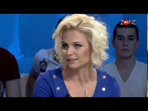 Zone e lire - 'Kur njihesh ne internet' ne Teatrin e Vlores & Klodiana Shala! (22 nëntor 2013)