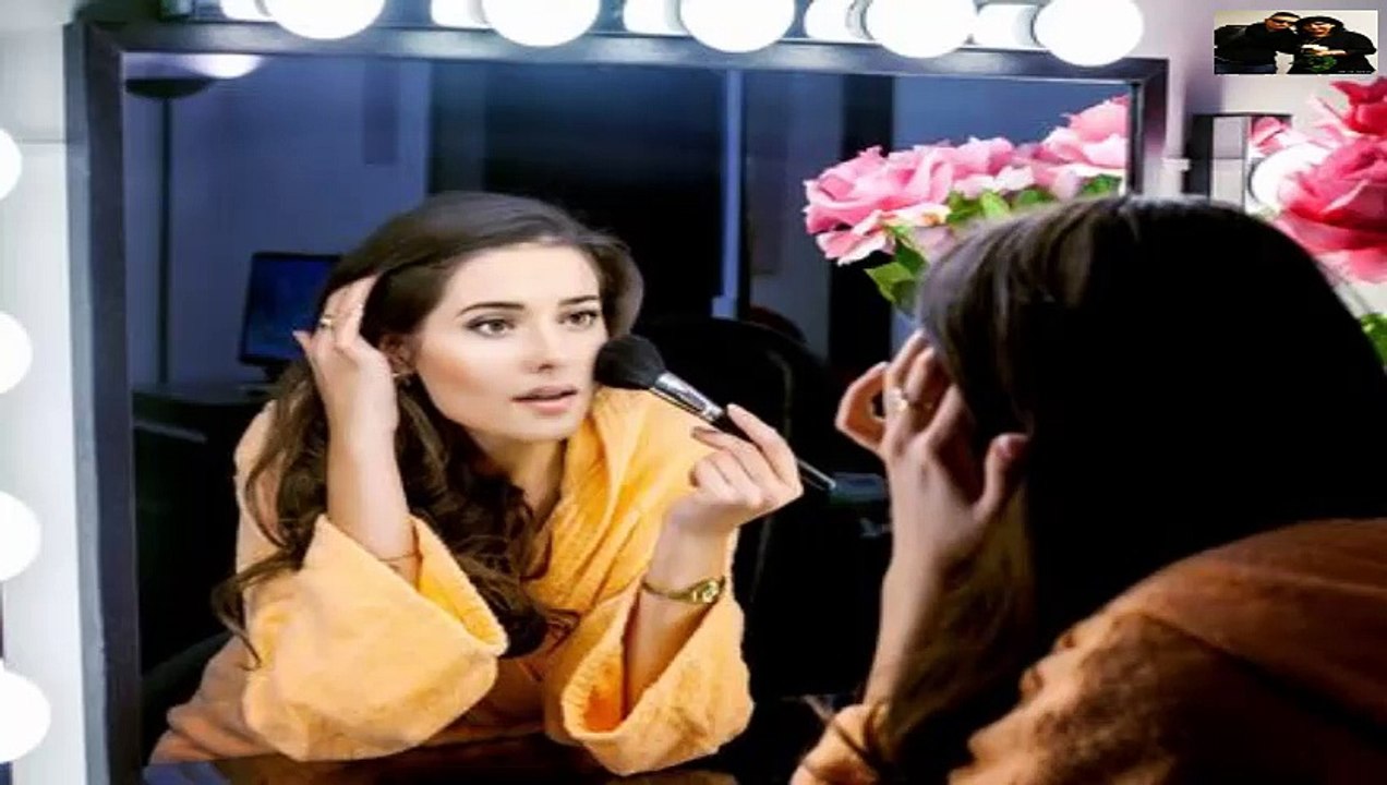 Zdzisława Sośnicka-Przed lustrem Montaż-Katarzyna-Catalina Popławska