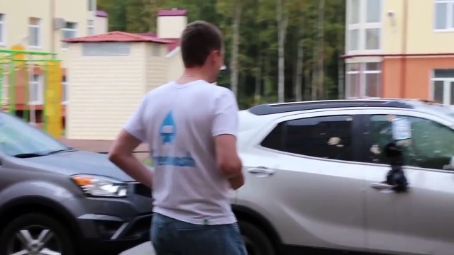 Девушка ошиблась машиной парня