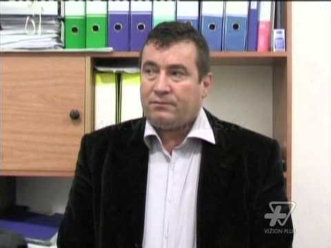 Fier, prindërit nuk u japin pensionet fëmijëve - News, Lajme - Vizion Plus