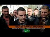 Protestojnë studentët  - Top Channel Albania - News - Lajme