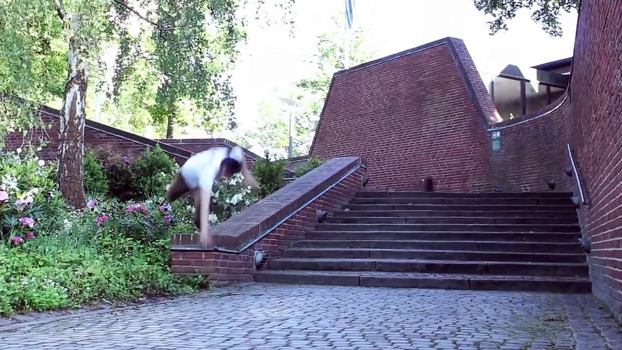 WTF! SKATEBOARD BAIL HEAD SLAM