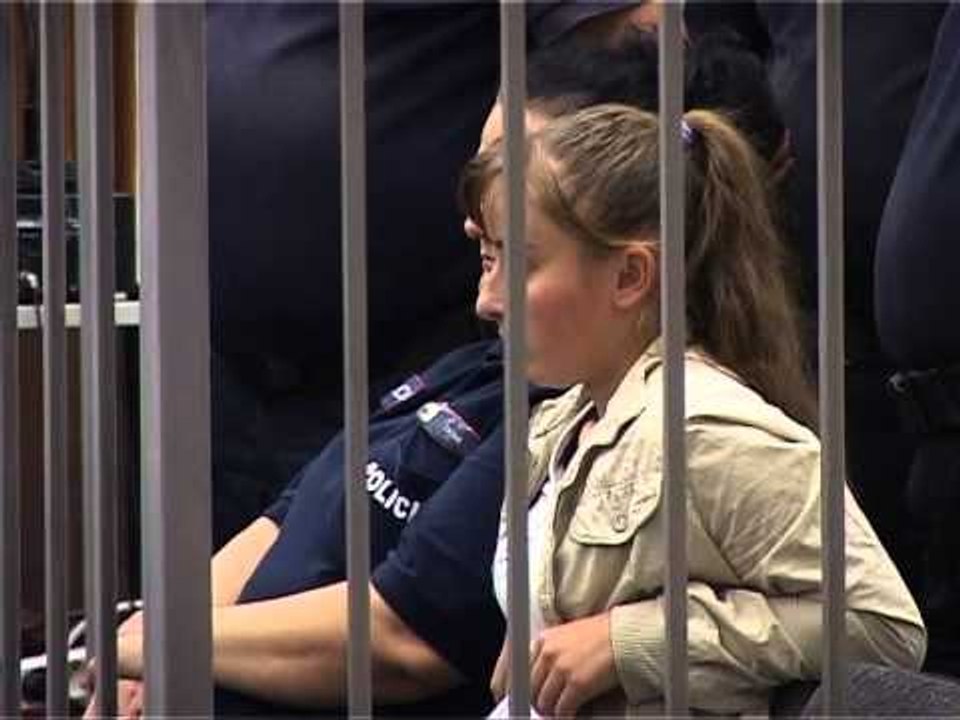 TE LIROHET NAZIMJA PERSONALITETE TE SHQUARA KERKOJNE FALJEN E SAJ LAJM