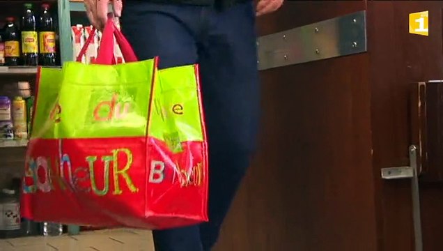 La mairie de Saint-Pierre invite les consommateurs à refuser les sacs plastique