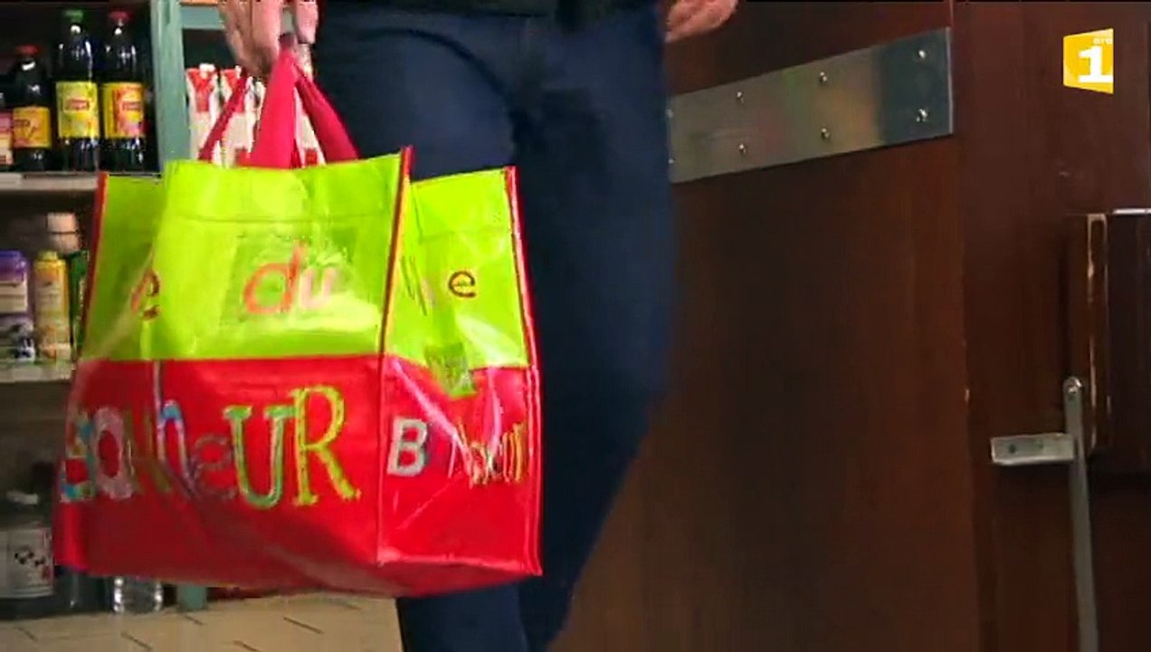La mairie de Saint-Pierre invite les consommateurs à refuser les sacs plastique